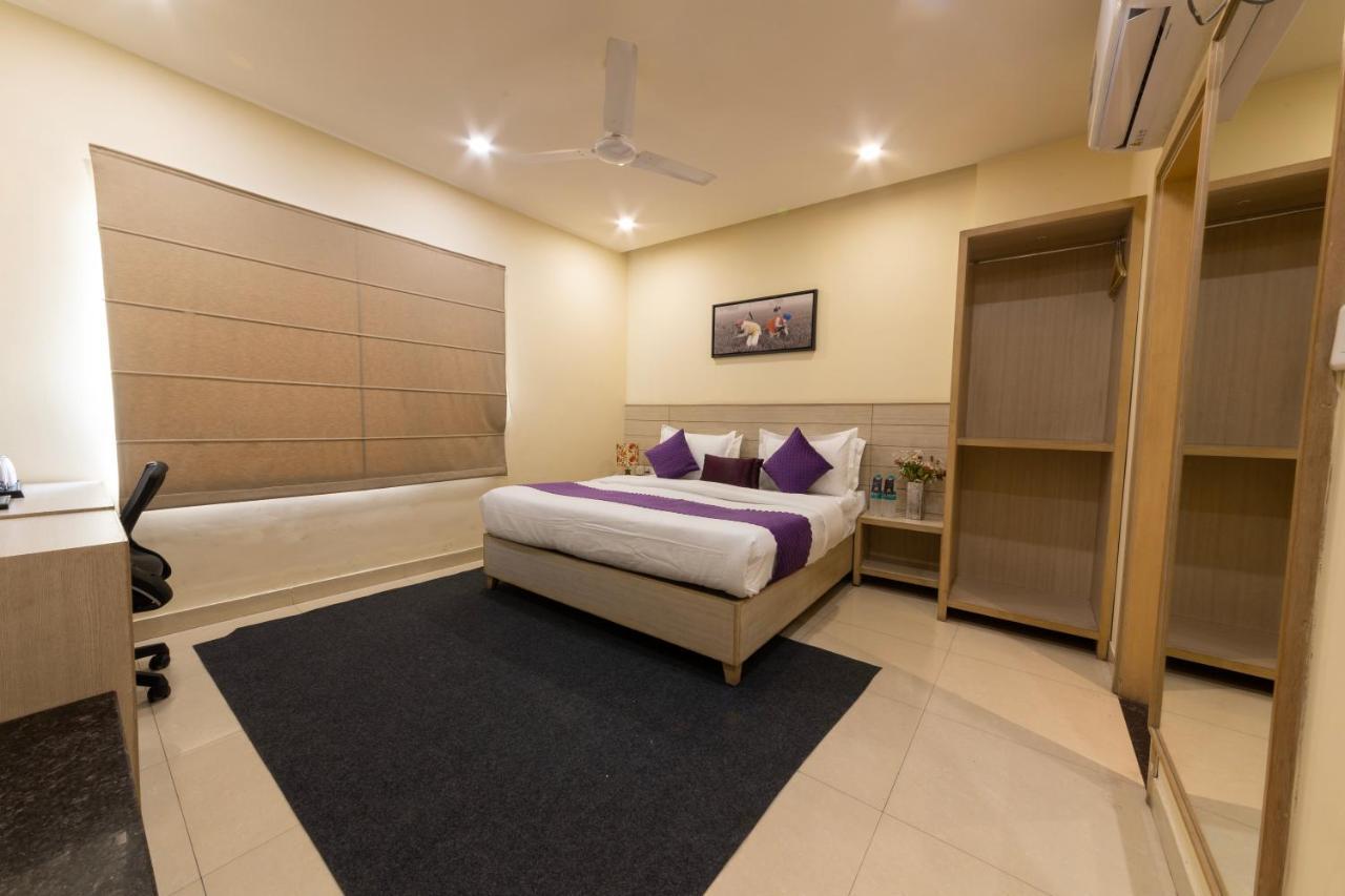 Sagar Hotel Just 5 Min From Golden Temple Amritsar Buitenkant foto