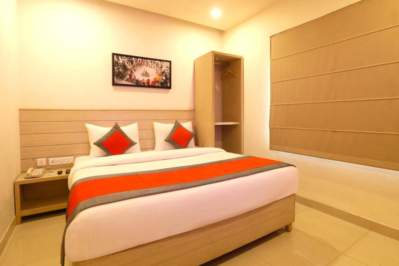 Sagar Hotel Just 5 Min From Golden Temple Amritsar Buitenkant foto