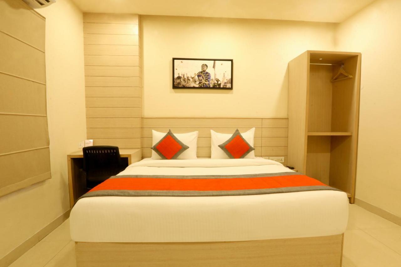Sagar Hotel Just 5 Min From Golden Temple Amritsar Buitenkant foto
