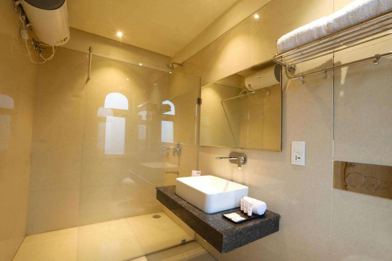 Sagar Hotel Just 5 Min From Golden Temple Amritsar Buitenkant foto